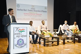 “Interface Meeting_with_Farmers_01.jpg