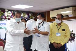 Vice President of India, Shri M. Venkaiah Naidu releases ICAR-CMFRI’s Seed Production Technology of John’s Snapper