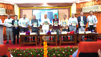 ICAR-DMAPR Hosts Industry Meet and Start-up Conclave on Medicinal and Aromatic Plants