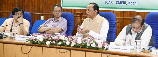 ICAR-CMFRI-hosts-NICRA-02_0.jpg 
