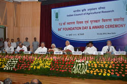ICAR-foundation-day-16-07-2012-1_0.jpg