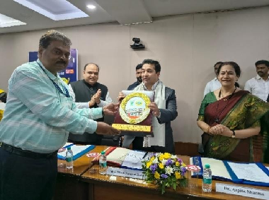 ICAR Institutes Organize Live Telecast of the Launch of PM Dhan Dhanya Krishi Yojana and Mission for Atmanirbharata in Pulses