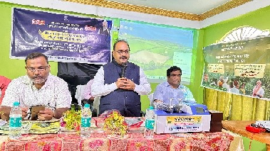 ICAR Institutes Organize Live Telecast of the Launch of PM Dhan Dhanya Krishi Yojana and Mission for Atmanirbharata in Pulses