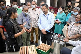 scientific-bee-keeping-programme-01