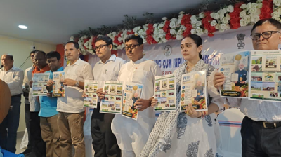 Minister Calls for a People’s Movement to Save Soil and Sustainable Farming at Khet Bachao Abhiyan in Bankura
