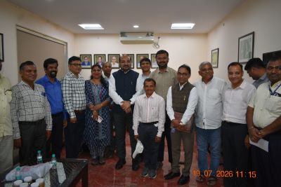 Dr M.L. Jat, Visits ICAR-DMAPR, Anand; Reviews, Research Progress and Charts Future Roadmap for MAP Sector
